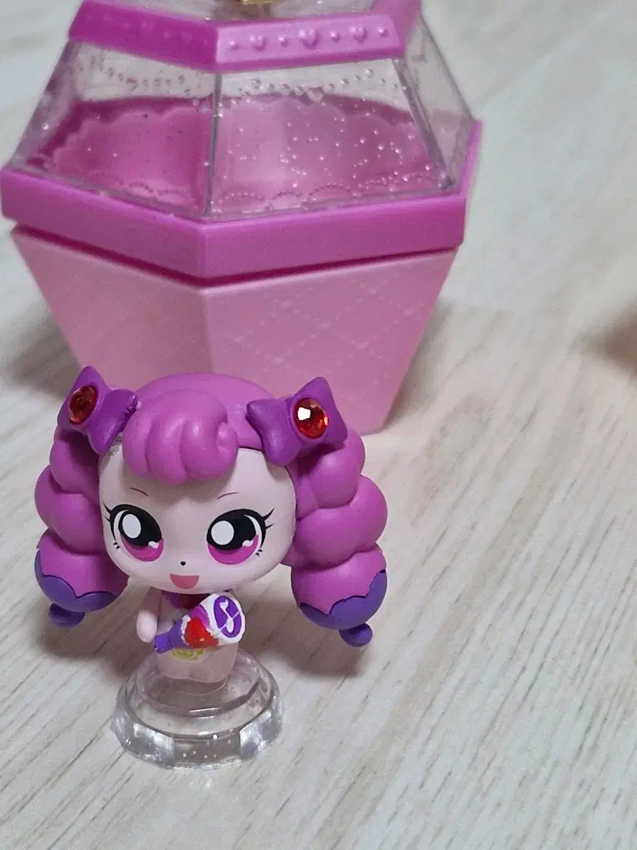 thumbnail-4